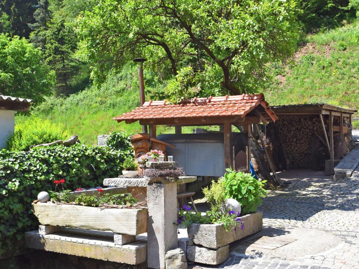 Quaint Farmhouse In Langenbach Near The Lake Villa Buitenkant foto