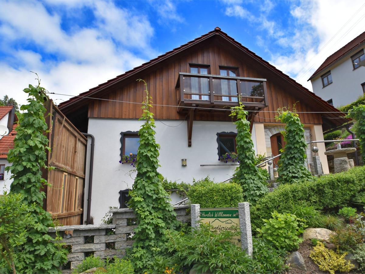 Quaint Farmhouse In Langenbach Near The Lake Buitenkant foto