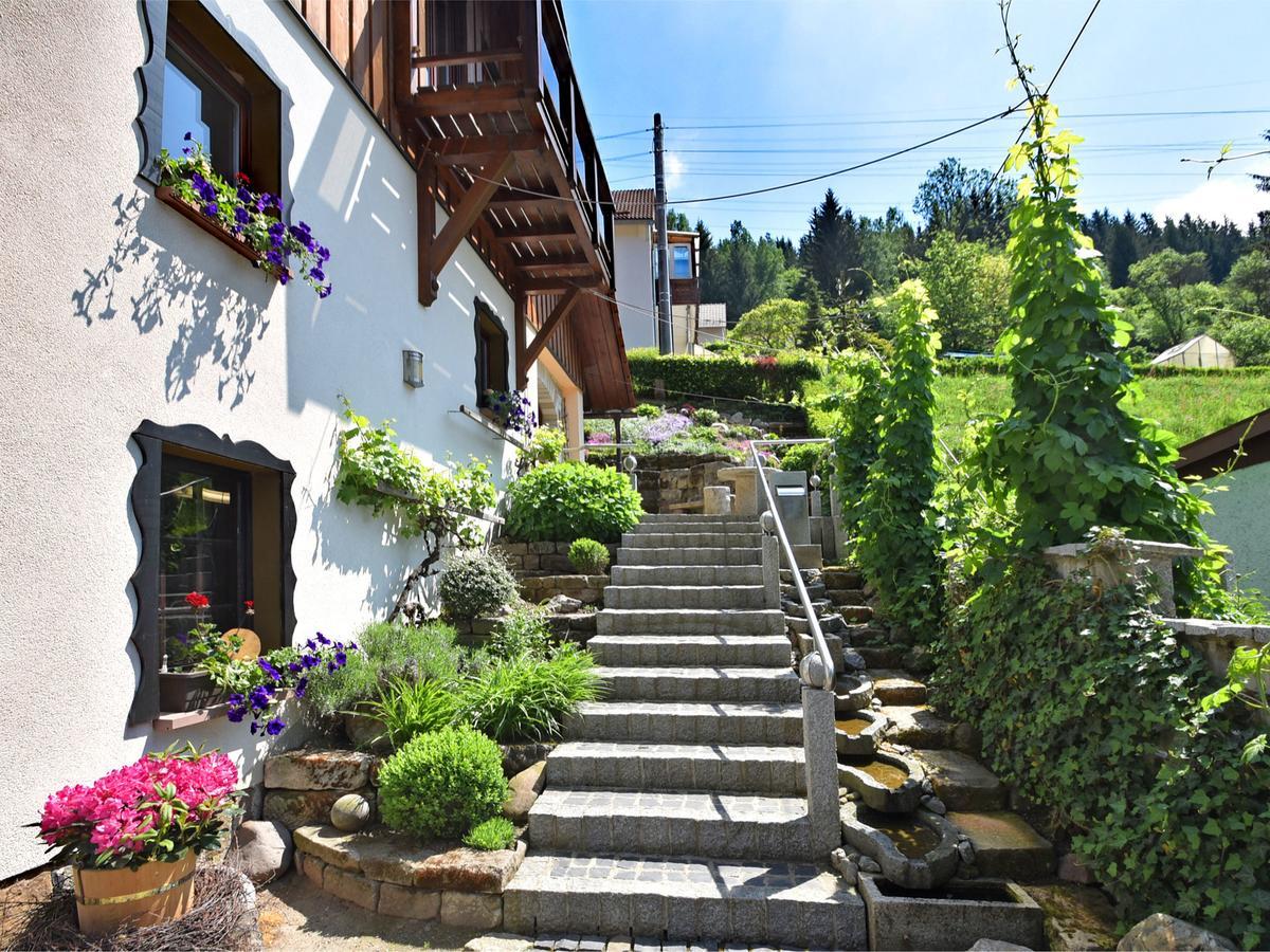 Quaint Farmhouse In Langenbach Near The Lake Villa Buitenkant foto